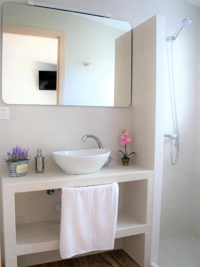 Appartamento La Calita Escondida - Jacuzzi&Terrace Private Chiclana de la Frontera Esterno foto